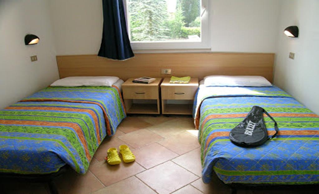 Camping Bella Italia Otel Peschiera del Garda Dış mekan fotoğraf